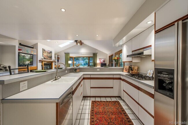 Building Photo - Beautiful Ranch in Belcaro Neighborhood