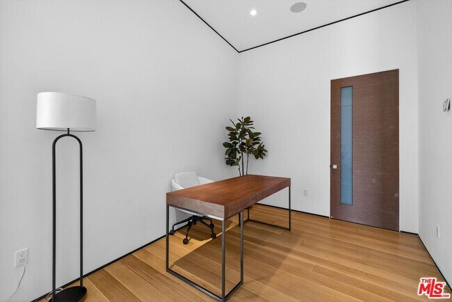 Building Photo - 17816 Porto Marina Way