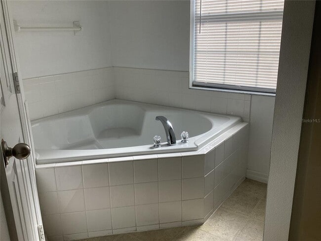 Building Photo - 138 Spoonbill Ct