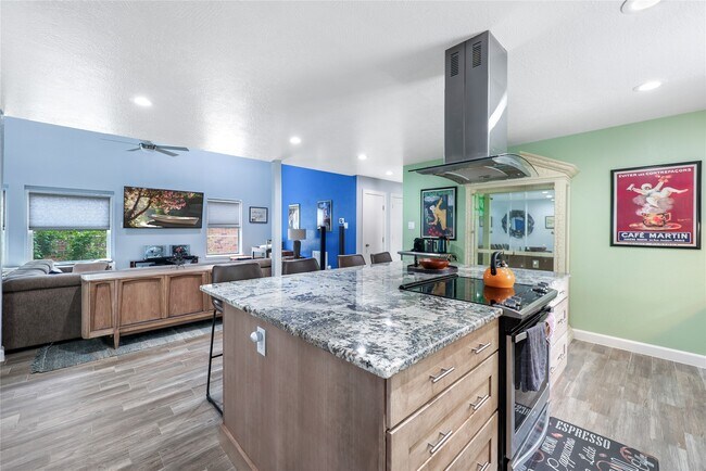 Building Photo - 28831 S Diamondhead