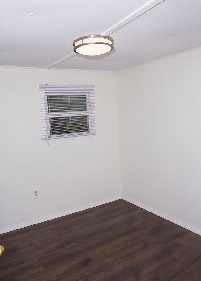 Building Photo - 4620 Plum St
