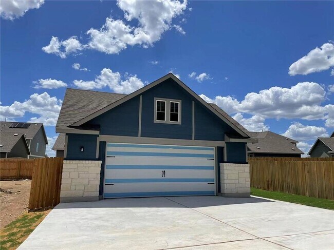 Building Photo - 1513 Weatherford Ln