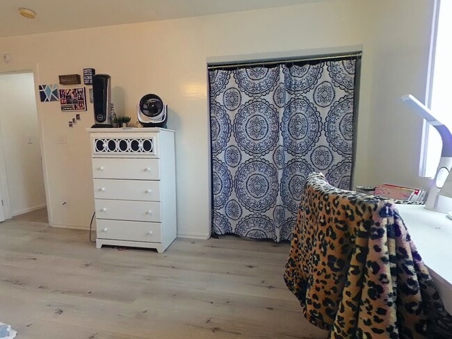 Building Photo - Huge 2 story 8 bed room Home: a hop and a skip from SDSU!  You will never be late to class!