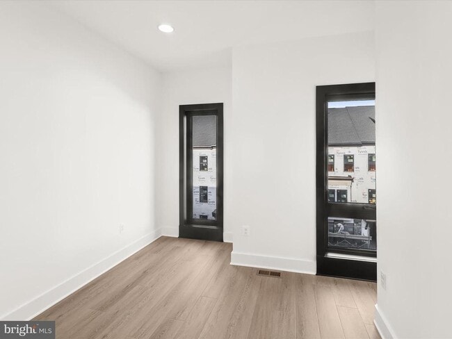 Building Photo - 14920 Dispatch St