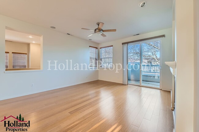 Building Photo - Charming 2-Bedroom Condo with Premium Feat...