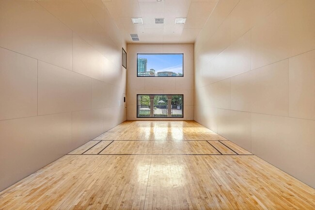 Building Photo - Villas at Katy Trail Apartments