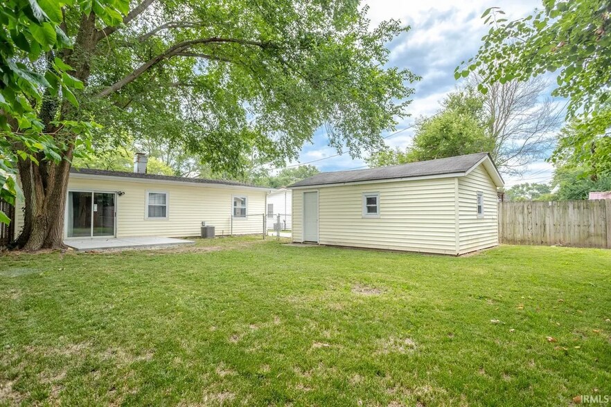 Building Photo - 2516 Oxford St