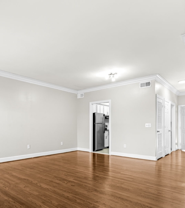 Building Photo - 205 Acklen Park Dr