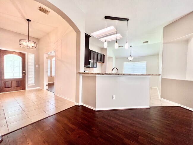 Building Photo - 67 N Merryweather Cir