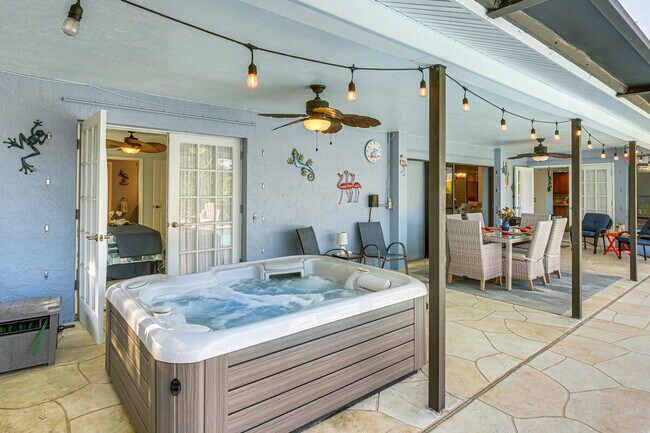 Building Photo - 831 Deep Lagoon Ln