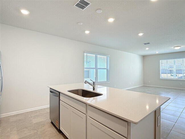 Building Photo - 2233 Southbury Dr