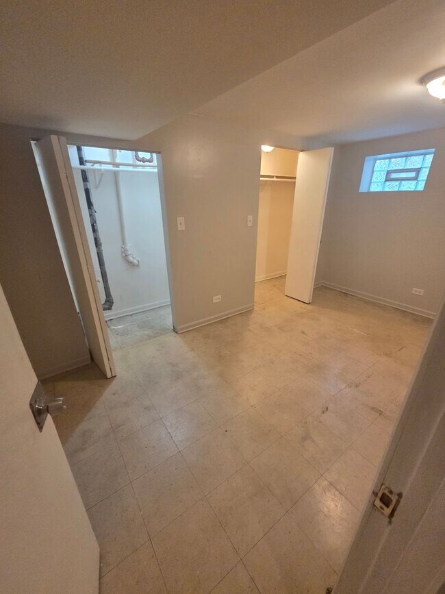 Building Photo - 10306 S Corliss Ave