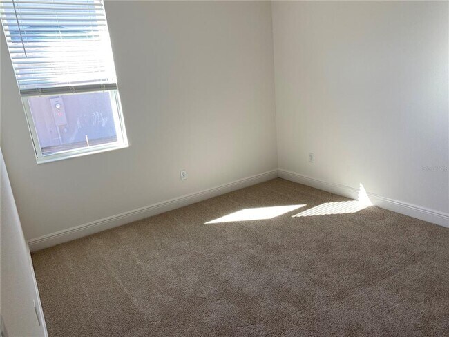 Building Photo - 4842 Gilded Jewel Dr