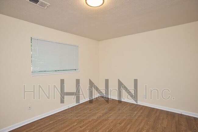 Building Photo - 4370 Springwood Ter