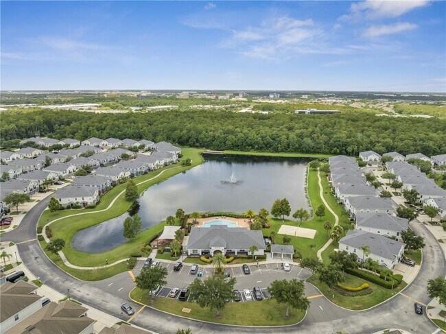 Building Photo - 6408 S Goldenrod Rd