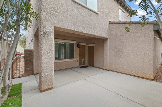 Building Photo - 2231 Desert Prairie St