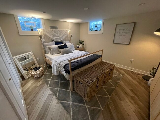 Building Photo - 2 W Ridge Ave