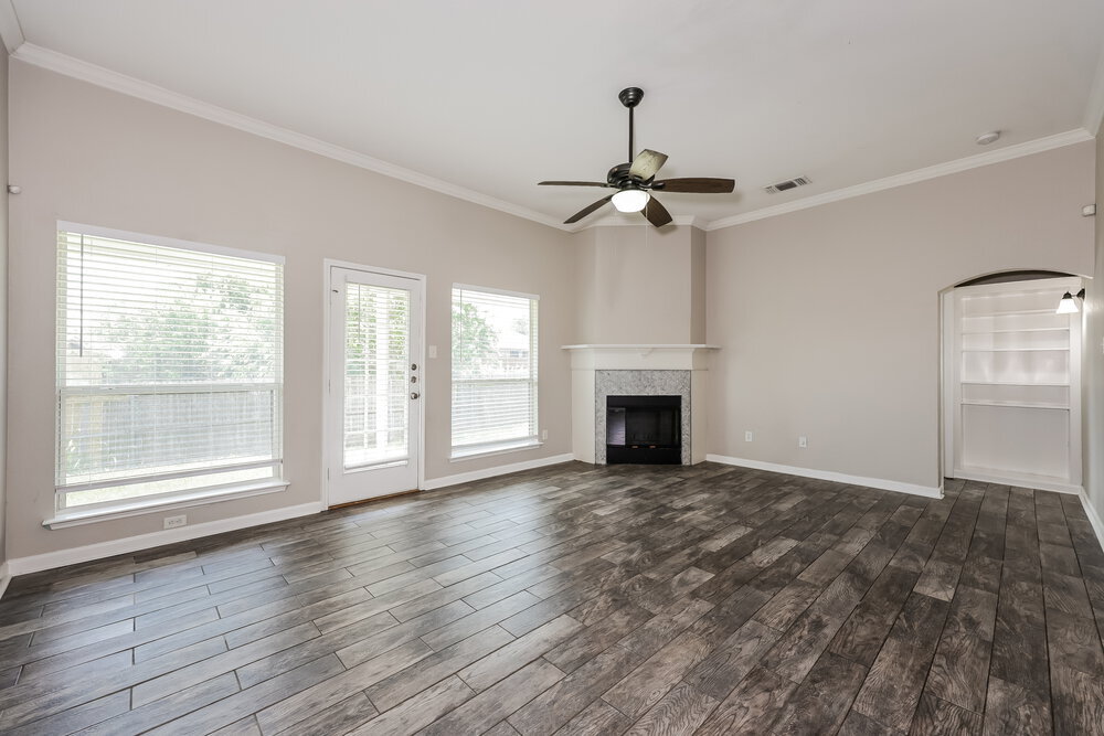 Building Photo - 316 Rock Hill Dr