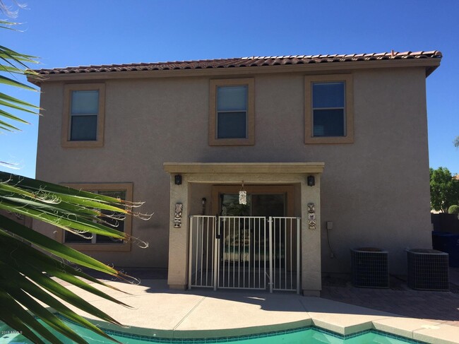 Building Photo - 17025 W Marconi Ave