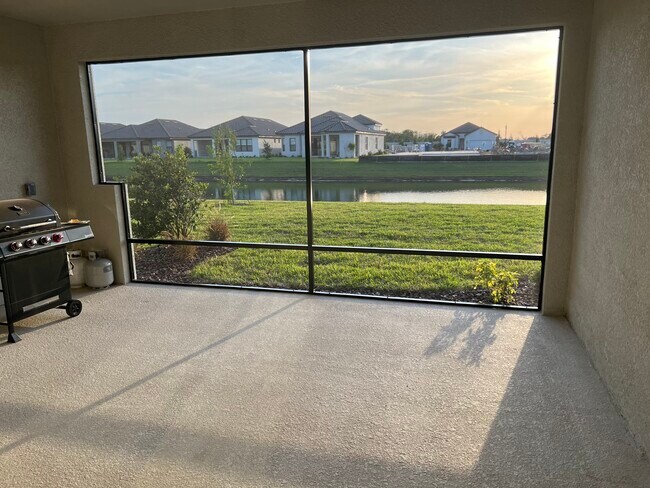 Building Photo - 11035 Devonbridge Dr