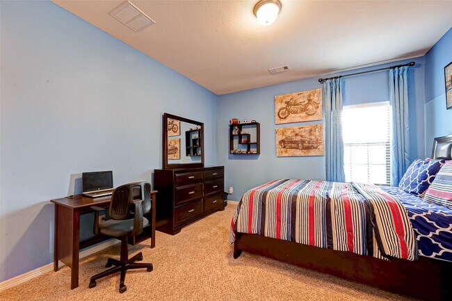 Building Photo - 4311 Madera Creek Ln