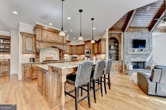 Building Photo - 11037 Estates Cir
