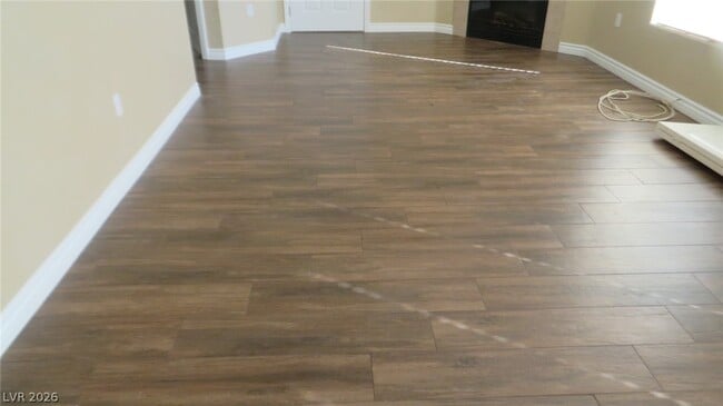 Building Photo - 2305 W Horizon Ridge Pkwy