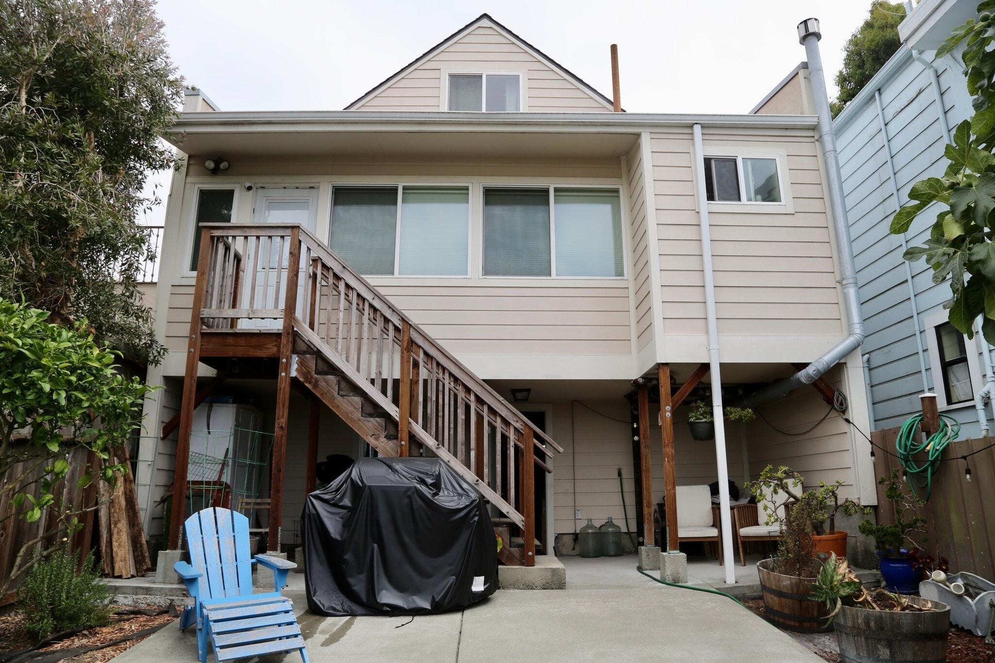 Building Photo - 748 Kansas St