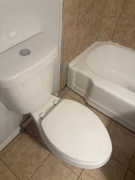 Bathroom - 3539 N 11th St