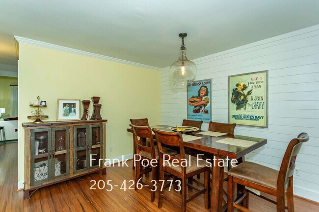 Building Photo - Charming 3-Bedroom Condominium in Birmingham!