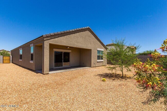 Building Photo - 2413 E San Gabriel Trail