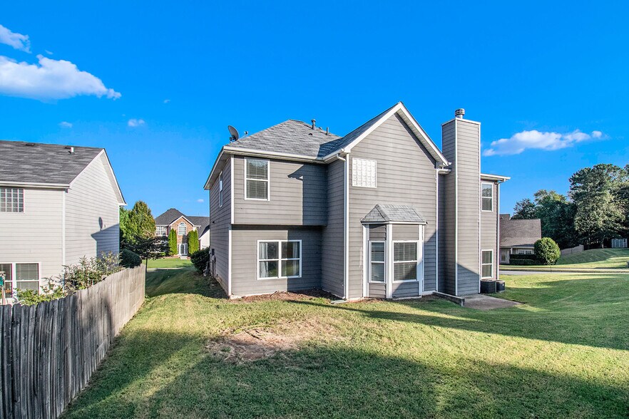 Building Photo - 395 Sugarberry Ln