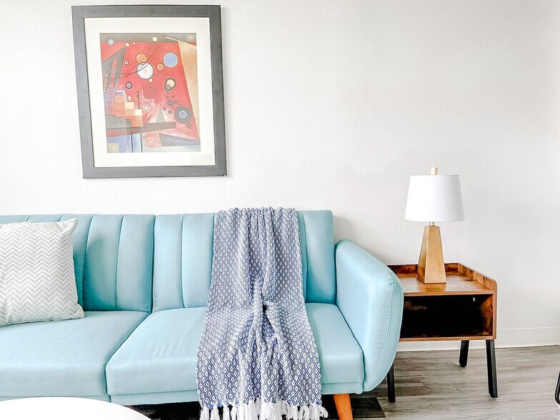 Building Photo - 2515 Burnet Ave