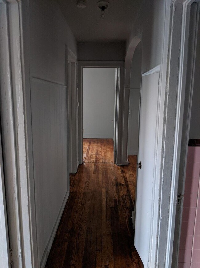 Building Photo - 2195 Springle St