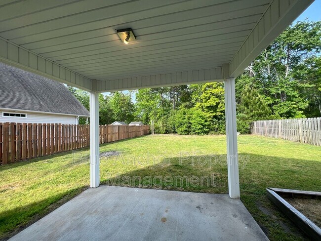 Building Photo - 153 Leeward Ln