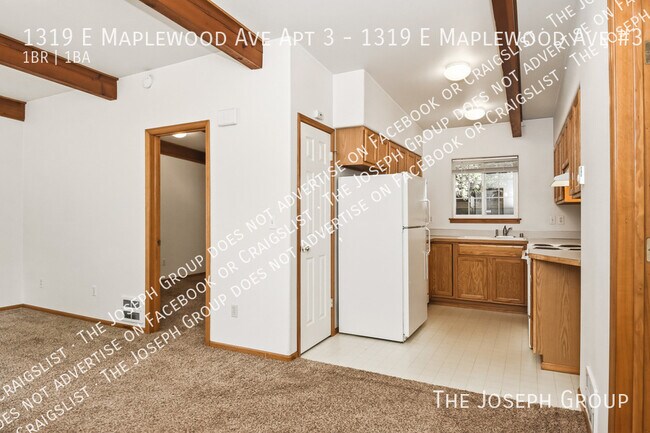 Building Photo - 1319 E Maplewood Ave