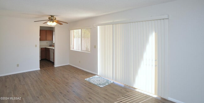 Building Photo - 3777 W Horizon Hills Dr