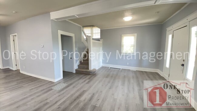 Building Photo - Charming 3-bedroom, 2-bath home in Kansas ...
