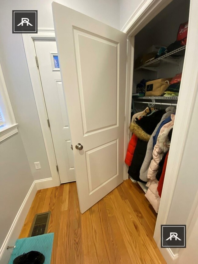 Building Photo - 2 bedroom in Allston MA 02134