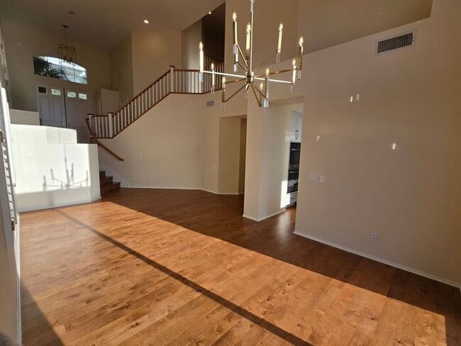 Building Photo - Incredible Home with Spectacular Views in La Jolla