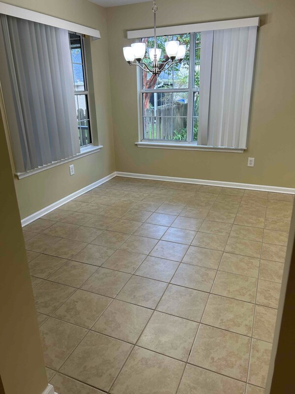 Building Photo - 305 Rice Bay Dr