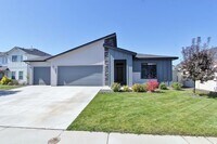 Building Photo - 2255 N Blue Marsh Wy