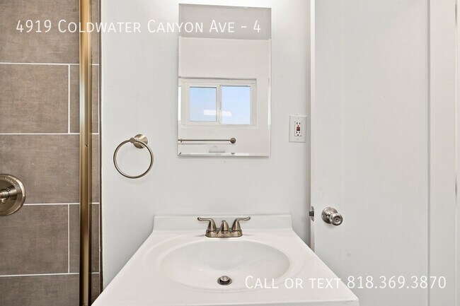 Building Photo - 4919 Coldwater Canyon Ave
