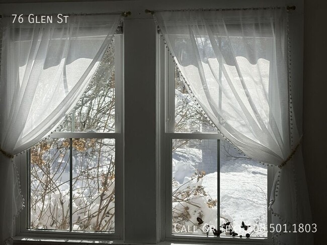 Building Photo - 76 Glen St