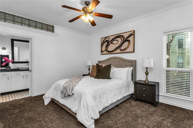 Building Photo - 3105 San Jacinto St