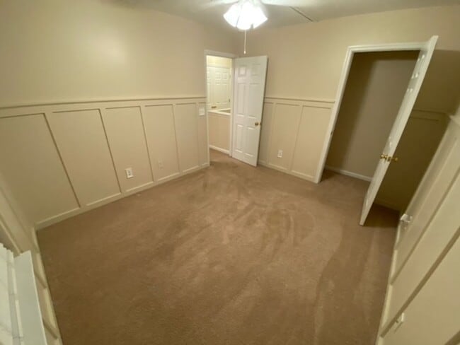 Building Photo - Arbor Oaks Subdivision 4BR 2.5Ba