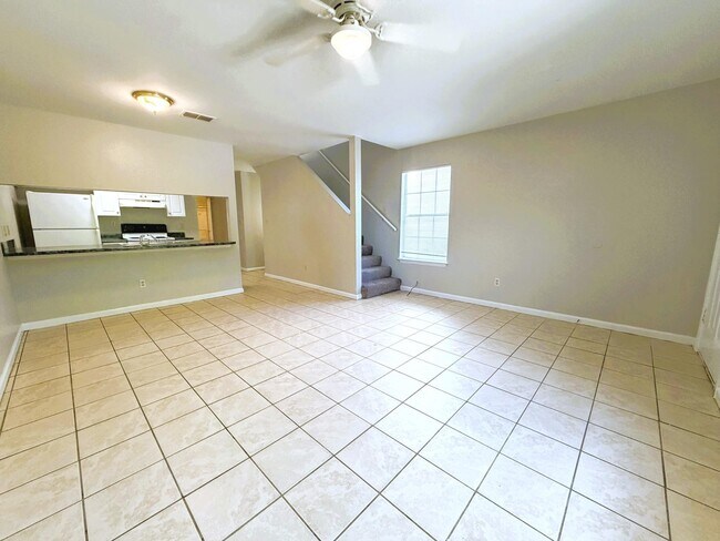 Building Photo - 2708 Tess Cir
