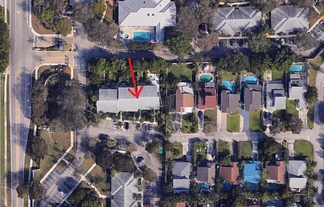 Building Photo - 2575 Bessie St