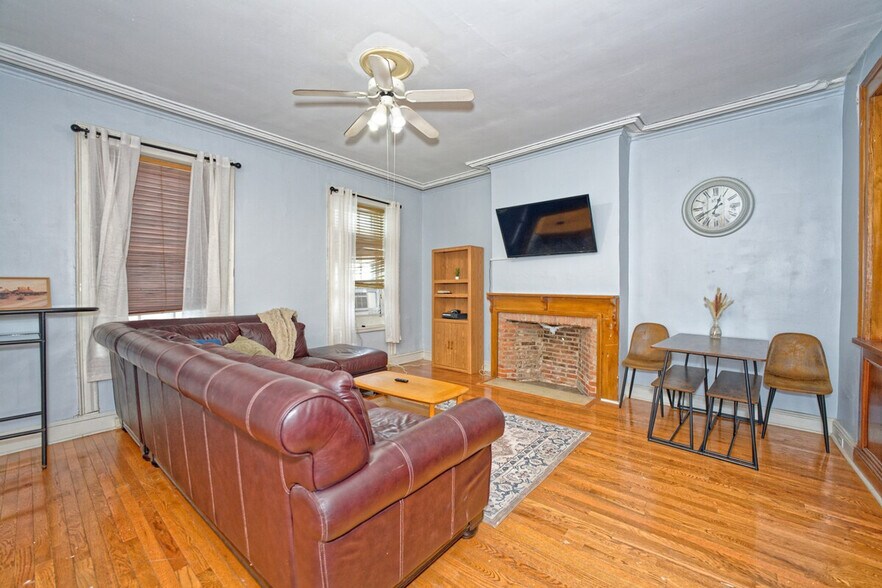 Building Photo - 84 Madison Ave