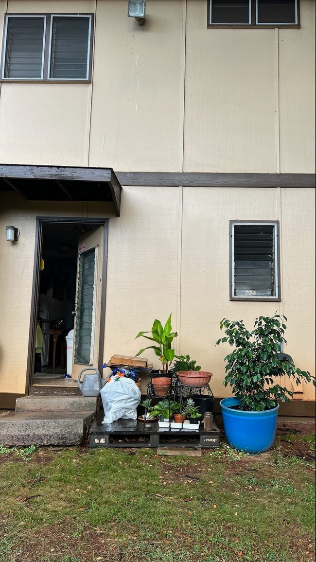 Building Photo - 98-1282 Hoohiki Pl